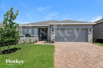 Building Photo - 705 Blackstone St