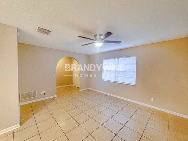 Foto del edificio - A Fresh Start Awaits! 4BED 2BATH – Call To...
