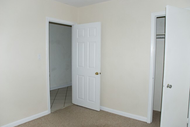 Foto del edificio - 1209 N Bronough St