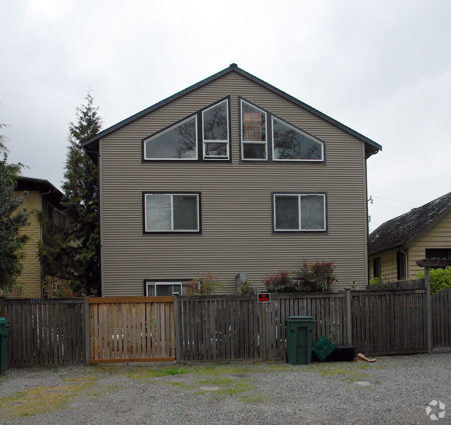 10319 Midvale Ave, Seattle, WA 98133 Apartments in Seattle, WA