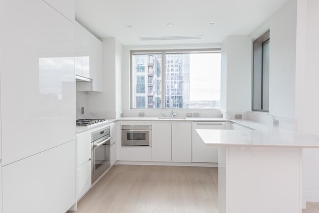 Foto del edificio - 133 Seaport Blvd