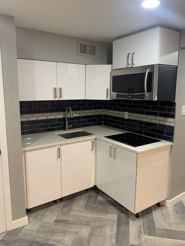 Convection oven - 29 Skyline Dr