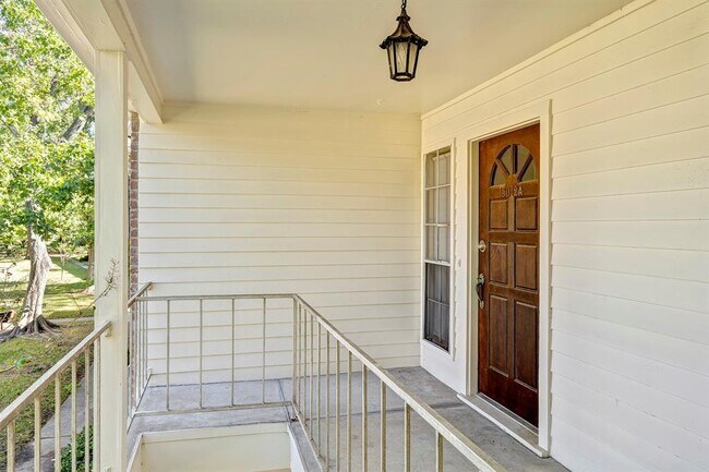 Foto del edificio - 13012 Trail Hollow Dr