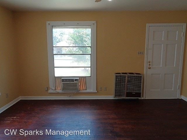 Foto del edificio - 2909-2911 W Clarendon Dr