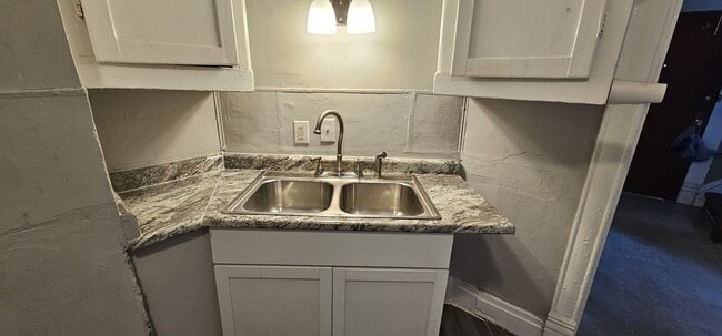 Foto del edificio - 602 E Ravine Ave