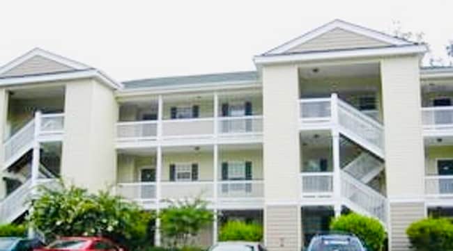 Building Photo - FULLY RENOVATED 2 Bedroom/2 Bathroom Unit ...