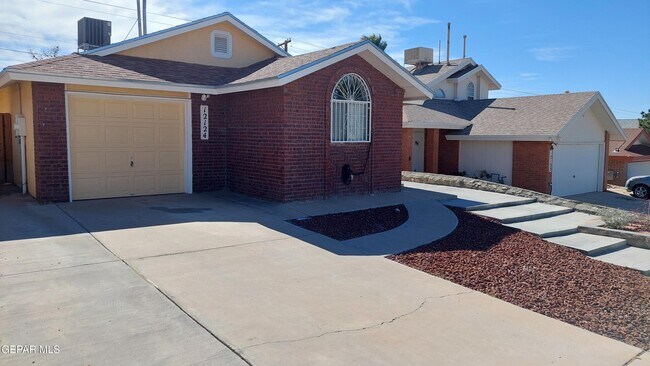 Foto del edificio - 12124 Fred Carter Dr