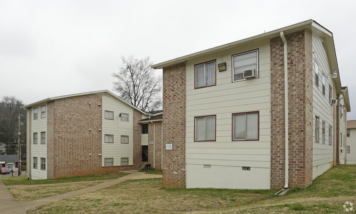 Building Photo - Bayberry Apartments