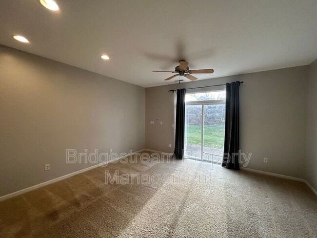 Foto del edificio - 4391 Straight Arrow Rd