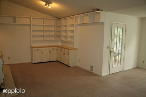 Foto del edificio - 6242 Rosecroft Dr
