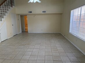 Building Photo - 6604 Tamar Dr