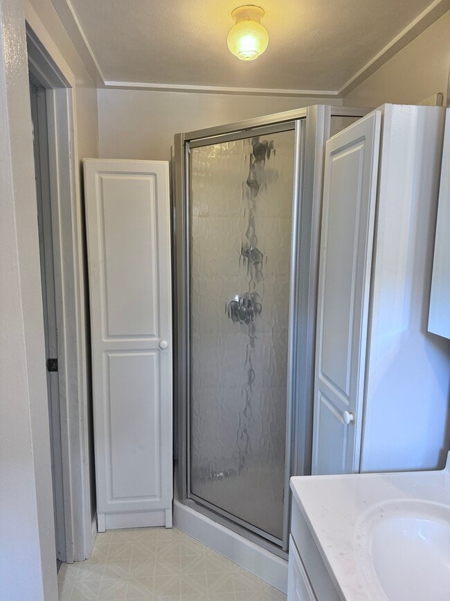 Bath and Storage - 1205 Dunn St