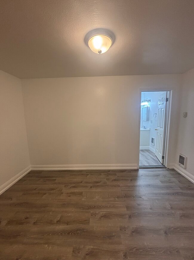 master bedroom - 1700 California Ave S