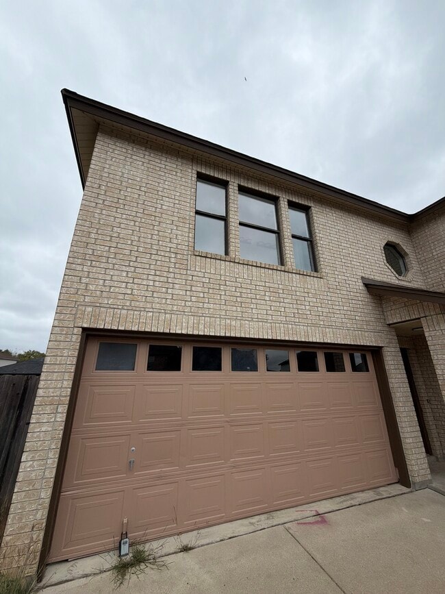 Building Photo - Criswell Crk