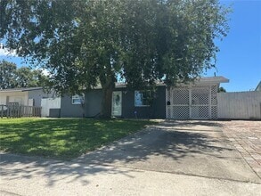 Building Photo - 5460 98th Ave N