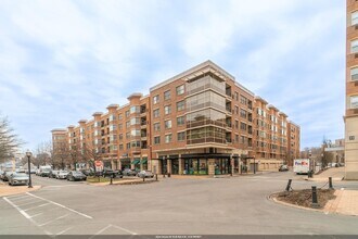 Building Photo - 22 Ave at Port Imperial