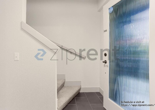 Foto del edificio - 7015 Linden Ave N