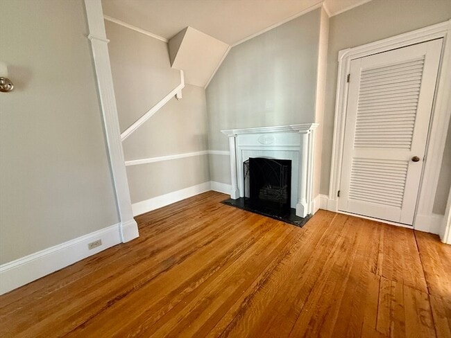 Building Photo - 31 Park St