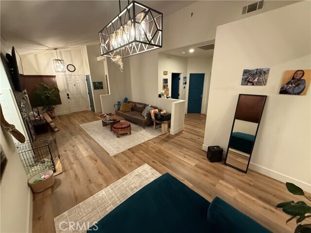 Foto del edificio - 40006 Notting Hill Rd