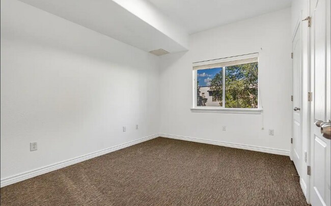 Photo - 1156 E 3300 S (Millcreek, UT) Apartment