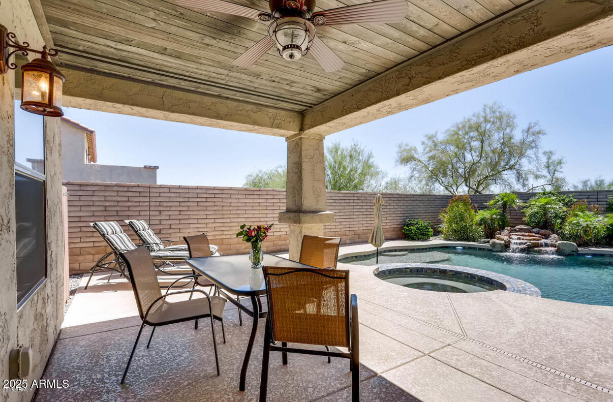 Foto del edificio - 30416 N 128th Ln