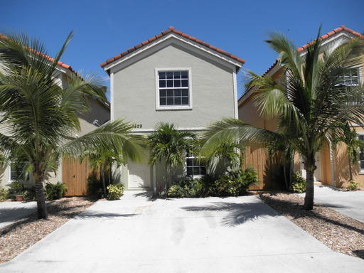 Foto principal - 4915 Springfield St