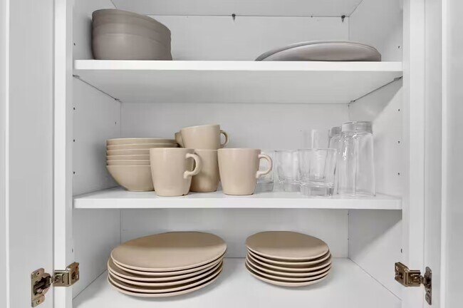 Foto del edificio - 17210 Imperial Valley Dr