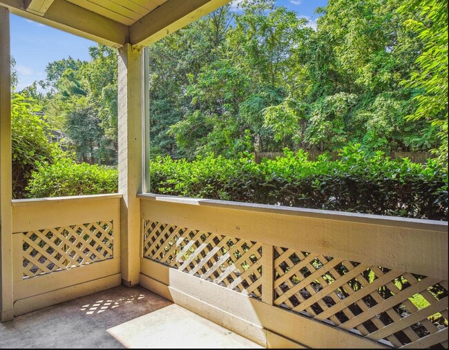 Foto del edificio - 35 Windbrooke Cir