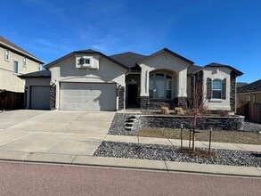 Building Photo - 7105 Renegade Ridge Dr