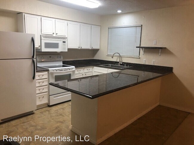 Building Photo - 3 br, 2.5 bath House - 750 Tabor Street #26