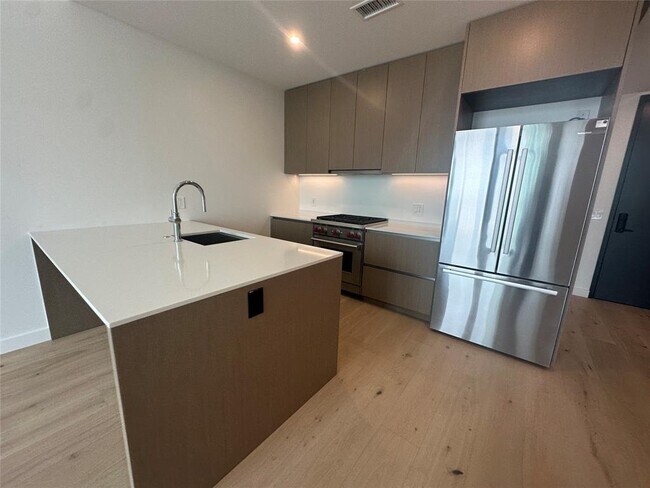 Foto del edificio - 610 Davis St