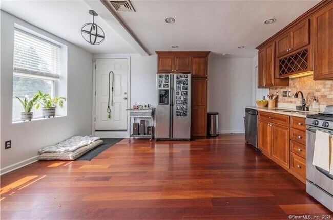 Foto del edificio - 90 2nd St