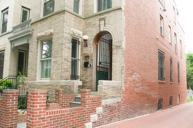 Building Photo - 84 V St NW