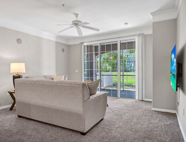 Building Photo - FOR RENT: Fully Furnished 1-Bedroom Lakeview Condo (6–7 Month Lease Only) The Hamptons at MetroWe...