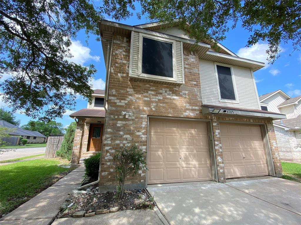 Primary Photo - 4703 St Lawrence Dr