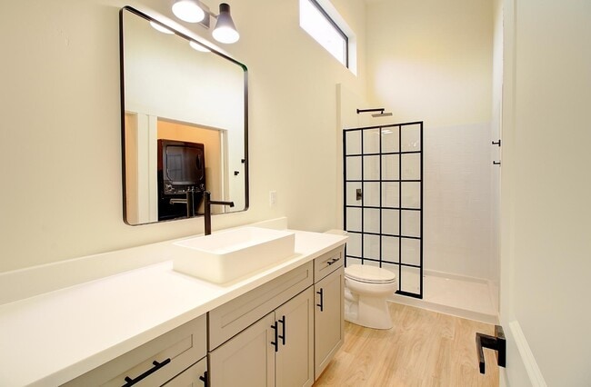 Photo - 1221 East Emma Drive Apartment