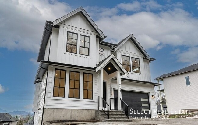 Building Photo - 8573 Forest Gate Dr