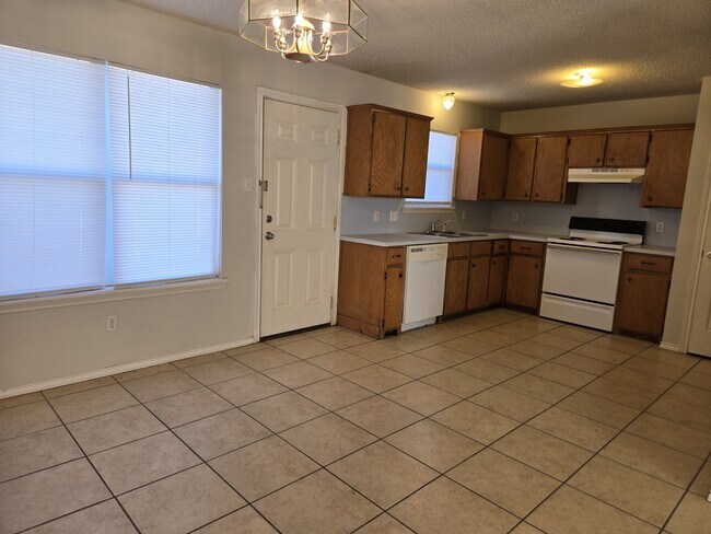 Building Photo - 6318 31st St