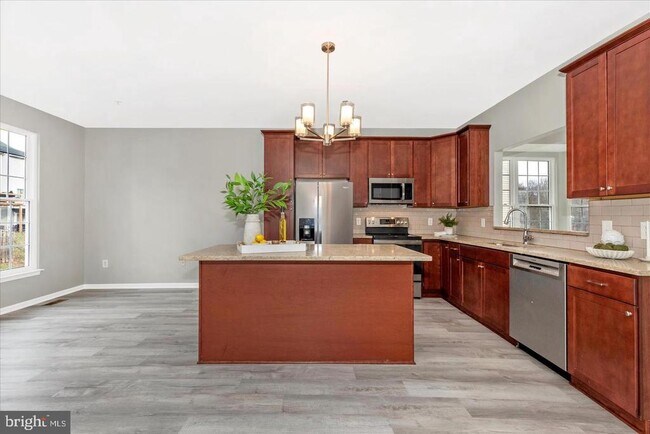 Foto del edificio - 3508 Connor Pl