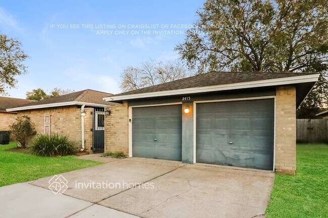 Building Photo - 2415 Pilgrims Bend Dr