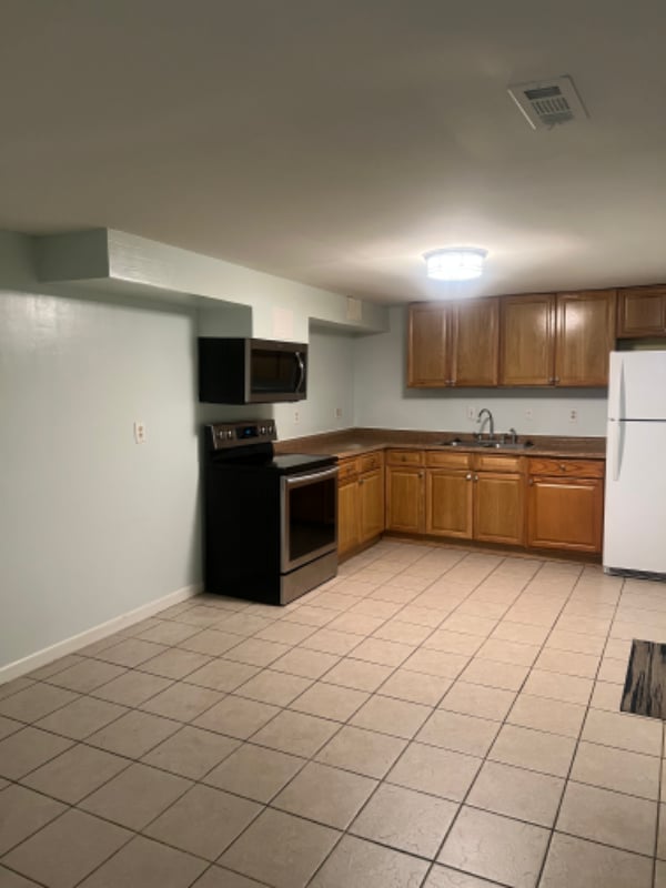 Building Photo - 3123 Calverton Blvd