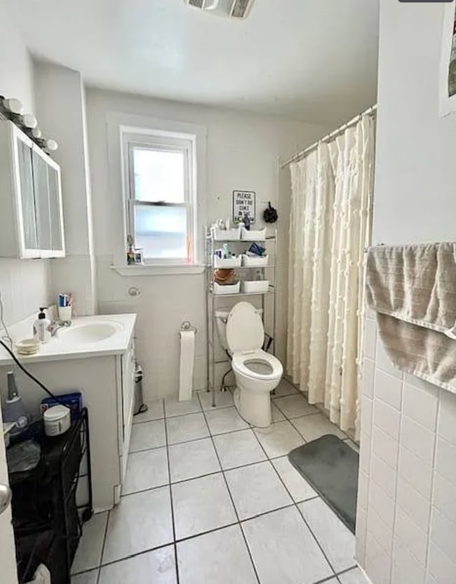 Building Photo - 79 Wensley St