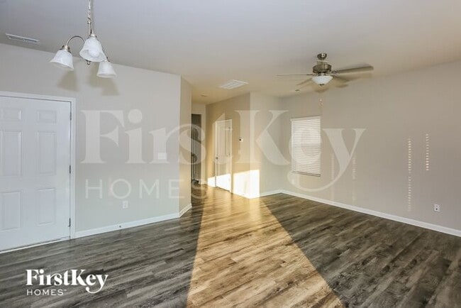 Building Photo - 9613 Hamel St