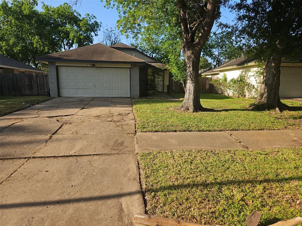 Foto principal - 14138 Clear Forest Dr