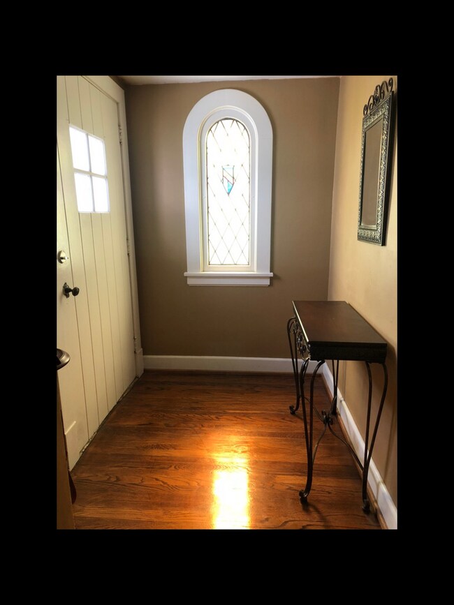 Foto del edificio - 407 Duncan St