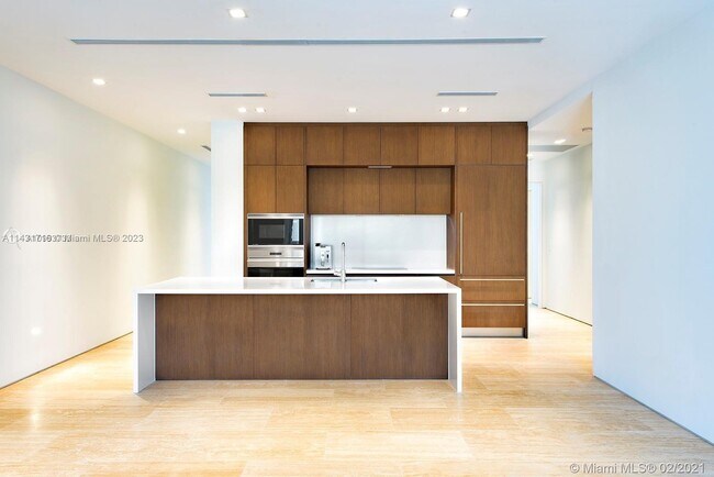 Building Photo - 311 Meridian Ave