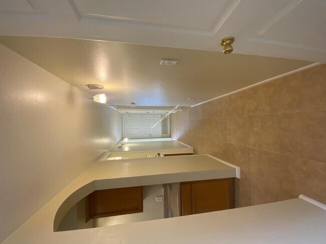 Foto del edificio - 3 bedroom 2 bath Townhouse