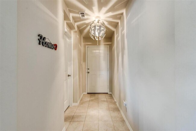 Building Photo - 2806 Balleywood Dr