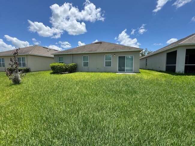 Foto del edificio - Beautiful 4 BR / 2 BA Home in Lakeland!
