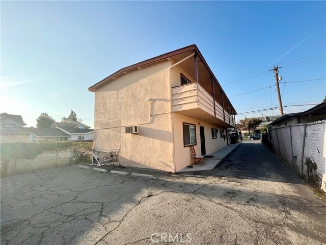 Building Photo - 232 E Emerson Ave